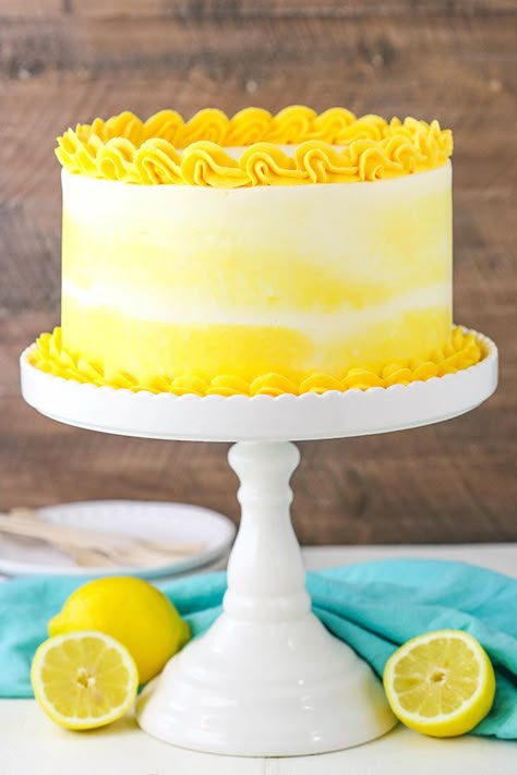 Lemon Bavarian Cake - layers of soft lemon cake, lemon bavarian cream and lemon curd covered in lemon buttercream! Easy Lemon Cake Recipe, Vegan Lemon Cake, Lemon Cake Easy, Lemon Buttercream Frosting, Moist Lemon Cake, Lemon Layer Cakes, Curd Filling, Plating Ideas, Cake Lemon