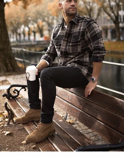 Men’s Hipster Outfit, Hipster Outdoorsy Style Men, Mens Fall Flannel Outfits, Canadian Mens Fashion, Men’s Flannel Looks, Men’s Midwest Fashion, Men’s Flannel Shirt Outfit, Flannel Outfits Men Winter, Mid 30s Mens Fashion