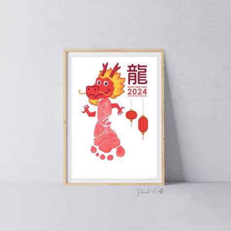 Dragon Print, Footprint Art, Year Of The Dragon, Chinese Dragon, Handprint Art, Baby Memories, Baby Art, Nouvel An, Free Prints