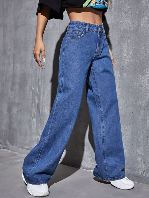 1980s Fashion Trends, Style Wide Leg Jeans, Wide Leg Jeans Outfit, Mom Jeans Style, Recycle Jeans, Trendy Collection, Wide Jeans, Simple Trendy Outfits, Straight Fit Jeans