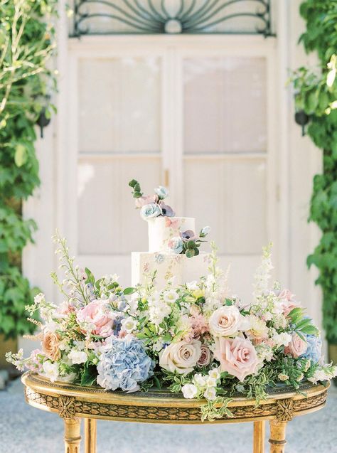 Rococo-Inspired Wedding Editorial at Château Saint-Joseph Rococo Wedding, Saint Joseph, Cake Table, St Joseph, And So The Adventure Begins, Wedding Board, Rococo, Style Me Pretty, Wedding Cake