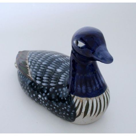 Mexican ceramic duck figure by Tonalá with hand-painted traditional detailed designs in blue, green, brown and white on matte tan glaze. Unknown artist's signature on underside. Good condition, minor imperfections. Dated to late 20th century. Duck Pottery, Clay Duck, Ceramic Duck, Duck Decor, Pottery Animals, Mexican Ceramics, Ceramic Bunny, Sculpey Clay, Pinch Pots