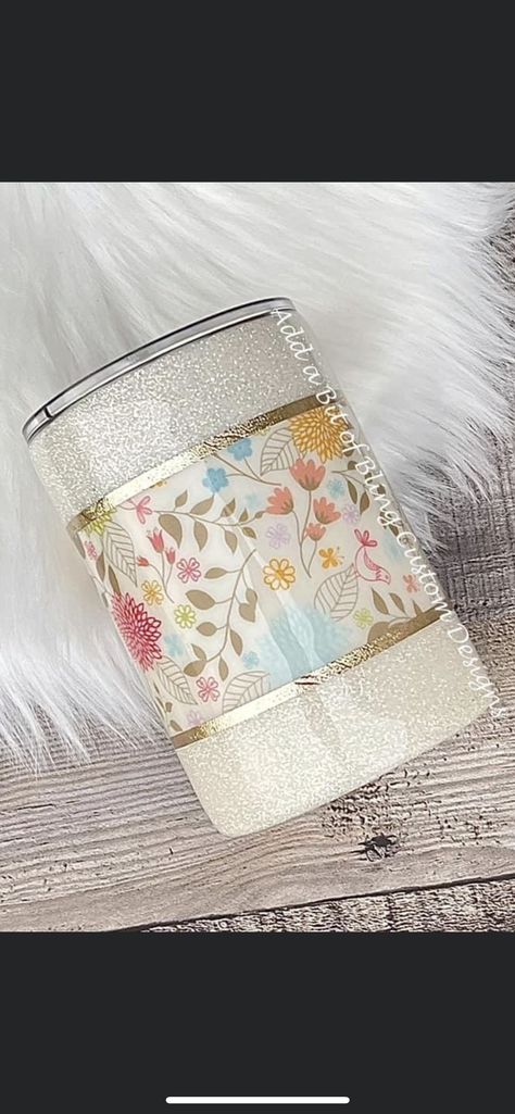 Patterned Vinyl Tumbler, Floral Glitter Tumbler, Floral V Split Tumbler, Sublimation Cup Ideas For Women, Epoxy Cup Designs, Decal Sizes For Tumblers, Spring Tumbler Ideas, Kids Tumbler Ideas, Spring Tumblers