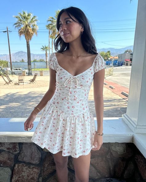 heard you were looking for the perfect summer dress 👀 #dress #dresses #summer #summerdress #sundress #outfit #outfitinspo #summervibes #newarrivals #trending Cute Sundresses Short, Summer Dresses Teens, Teen Summer Dresses, Dream Dresser, Fashion Definition, Cruise Pics, Sunday Dresses, Fantastic Dress, Sundress Outfit