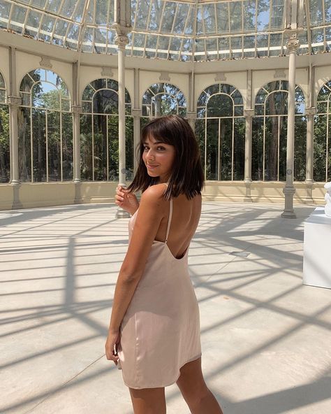 Sofia Barbosa on Instagram: “Um saltinho em Madrid ✨” Europe Summer, Girl Inspiration, Strike A Pose, Photo Dump, Sofia, Madrid, Backless Dress, Cold Shoulder Dress, Celebrities