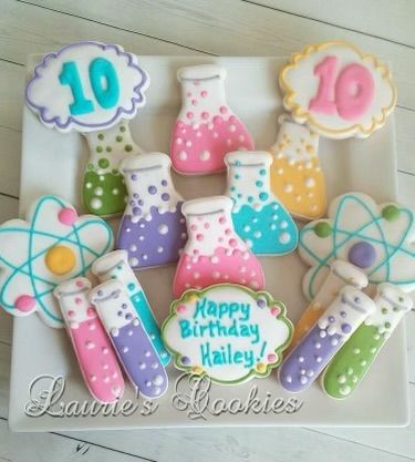 Science Party Snack Ideas, Lab Decorations Science, Science Themed Cookies, Ada Twist Scientist Birthday Party, Science Party Cake Ideas, Science Birthday Cupcakes, Science Themed Desserts, Ada Twist Scientist Birthday Cake, Girl Science Birthday Party