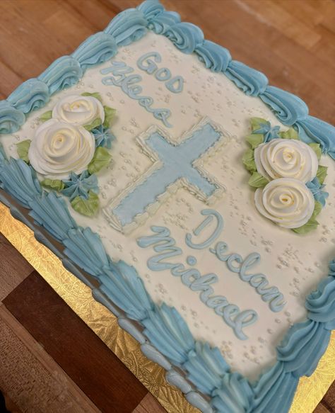 Blue baptism cake! #baptismcake #baptism #bluecake #buttercreamroses #pearls #blue #cakedesign Blue Baptism Cake, Simple Baptism Cake, Baptism Sheet Cake, Baptismal Cake, Baptism Cake Boy, Lion Games, Cake Boy, Buttercream Roses, Communion Cakes