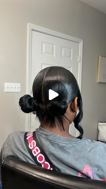 ATL PONYTAIL 🔌 & MUA 💋 on Instagram: "Creative growth is the expectation 😍
location :📍( W. MIDTOWN )ATLANTA, GA
LINK IN BIO 🥰

Follow @ccentricstudio_ @eccentricstudio_

•
•
•
•
•
•
#sleekponytail #ponytailideas #extendedponytail #atlhairstylist #ponytail #cthair #ctponytail #explorepage #fyp #houstonhairstylist  #ponytailsatl #quickweaveat #atlhair #atlponytails #halfup #sleekponytailatl #atlwiginstall #atlstylist #weddinghair #atlhair #atlbraids #entreprenur #babyhair #ponytailstyle #ponytailextensions #ponytailslayer #atlponytails #atlquickweaves #ctponytails  #quickweave #cthairstylist" Two Part Ponytail, Extended Ponytail, Side Ponytail Hairstyles, Midtown Atlanta, Side Ponytail, Quick Weave, Sleek Ponytail, Ponytail Styles, Instagram Creative