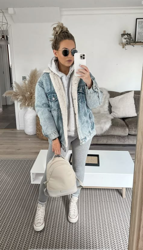 Jeans And Hoodie Outfit Women, Denim Jacket Leggings Outfit, Hoody Outfits Women Jeans, Fuzzy Denim Jacket Outfit, Hoodie With Jean Jacket Outfit, Fleece Jean Jacket Outfit, Winter Zoo Outfit, Denim Jacket Hoodie Outfit, Motor Outfit Woman