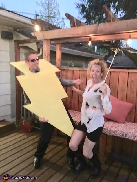 Janyce: We are “struck by lightning” couples costume! My boyfriend is the lightning bolt and I am “struck by lightning”!! For the lightning bolt we found a large cardboard box and... Bolt Halloween Costume, Lightning Bolt Costume, Lightning Costume, Halloween Trunk Or Treat, Large Cardboard Boxes, Best Couples Costumes, Struck By Lightning, Homemade Costume, Couples Costume