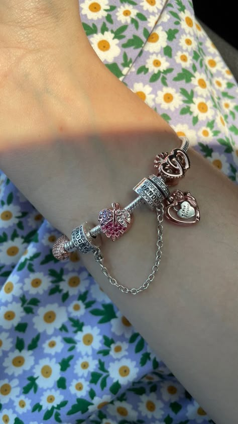 Pandora Charm Bracelet On Wrist, Pandora Bracelet On Wrist, Aesthetic Charm Bracelet, Pandora Charm Bracelet Ideas, Pandora Bracelet Ideas Inspiration, Pandora Charms Aesthetic, Pandora Charm Bracelet Aesthetic, Pandora Bracelet Aesthetic, Pandora Aesthetic