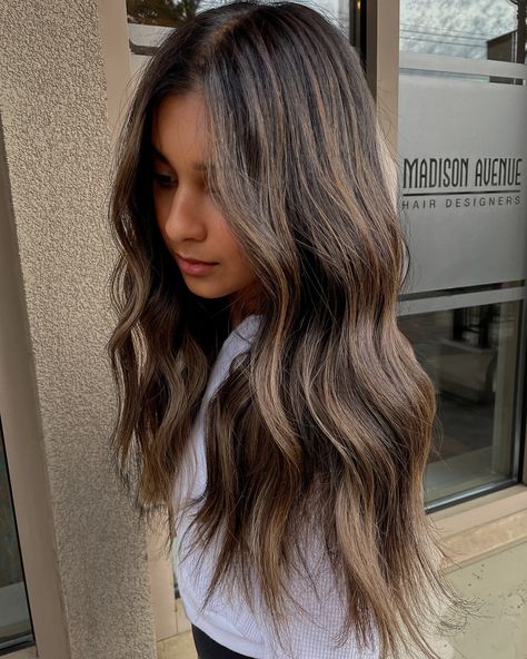 Warm dirty brunette 🤎🌞 Full head of teasy lights, deep weaves, and balayage panels Lowlights pulled through to the ends in between sections and a root smudge Using @moroccanoilpro for everything! #explore #moroccanoilpro #dirtybrunettehaircolor #dirtybrunettehairtrend #abbotsfordhairstylist #abbotsfordhair #chilliwackhairstylist #chilliwackhair Root Smudge Brunette, Teasy Lights, Root Smudge, Brunette Balayage, Balayage Brunette, Moroccan Oil, Pull Through, Brunette Hair, Brunette Hair Color