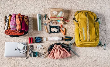 13 Easy Minimalist Packing Tips for Travel Hiking Bag Essentials Packing Lists, Travel With Backpack Only, One Bag Travel Women Packing List, Backpack Essentials Travel, Packing For Camping, Europe In Spring, International Packing List, Minimalist Travel Packing, Packing List For Europe