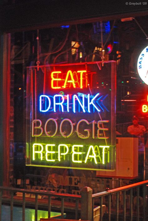 Boogie Nights Aesthetic, Boogie Aesthetic, 70s Nightclub, House Music Aesthetic, Funk Aesthetic, Boogie Wonderland, 70s Theme, 80s Disco, Funk Music