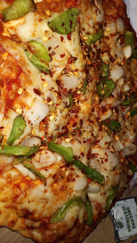 Pizza Type Recipes, Delicious Food Image, Afghan Food Recipes, Eating Food Funny, Easy Coffee Recipes, Food Drink Photography, Food Therapy, Delicacy Food, Yummy Comfort Food