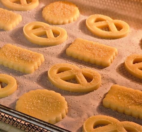 DANISH MA FATTI IN CASA: dolce impasto per biscotti danesi Dolci Finger Food, Biscotti Cookies, Pancakes, Biscuits, Muffins, Pasta