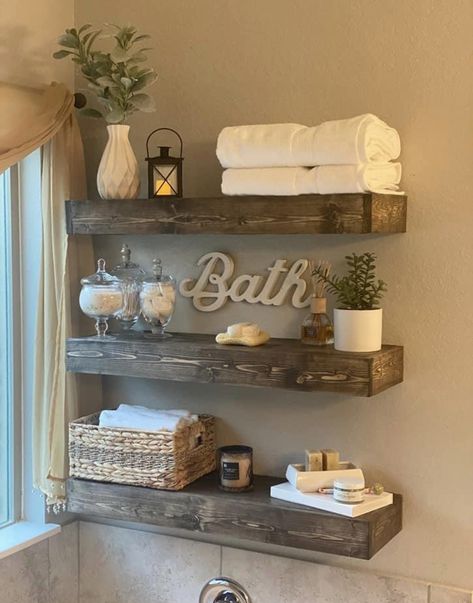 Rustic Garden Tub Decor Master Bath, Bathroom Wood Shelf Ideas, Rustic Theme Bathroom Ideas, Small Bathroom Minimalist Decor, Bathroom Floating Shelves Over Tub, Things To Put On Bathroom Shelves, Bathroom Small Shelf Decor, Bathroom Decor Ideas Simple Master Bath, Restroom Shelf Decor Ideas