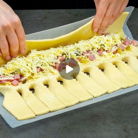 Puff Pastry Appetizer, Puff Pastry Ingredients, Puff Pastry Snacks, Appetizing Tv, Sausage Ingredients, Puff Pastry Appetizers, Pickled Cucumbers, Pastry Appetizer, Cheese Puff