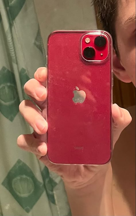 Iphone 13 Red Aesthetic, Iphone 13 Mini Red, Iphone 15 Plus, Iphone 13 Red, Phone Case Diy Paint, I Get Money, Iphone Ideas, Red Iphone, Photo Editing Vsco