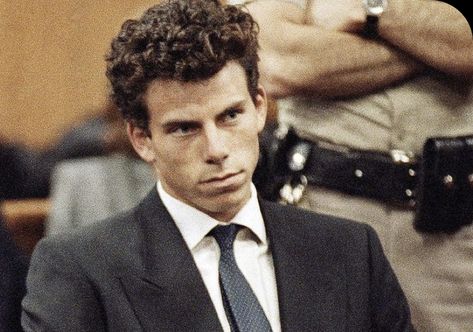 Handsome British Men, Erik And Lyle Menendez Court, Menendez Brothers Edits, Melendez Brothers, Menendez Brothers Rare, Erik Menendez In Glasses, Mendez Brothers Erik, Erik Mendez, Mendez Brothers