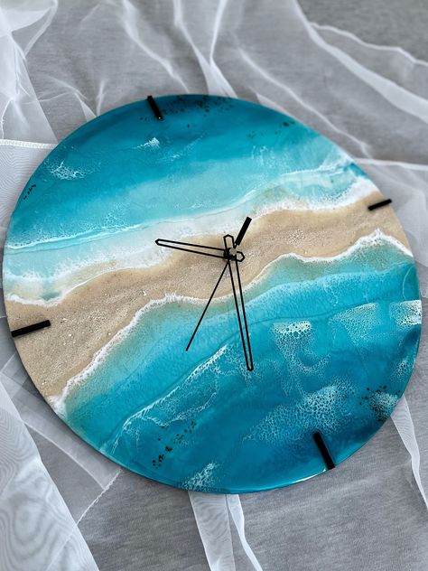 Ocean Clock, Resin Beach Art, Diy Resin Phone Case, Nature Clock, Clock Resin, Blue Wall Clocks, Resin Clock, Beachy Theme, Resin Beach