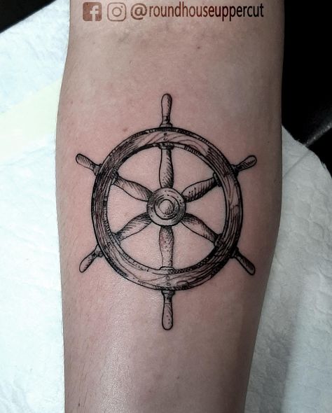 American Traditional Ship Wheel Tattoo, Ship Helm Tattoo, Bombardier Beetle, Helm Tattoo, Ship Wheel Tattoo, Ship Helm, Wheel Tattoo, Best Ship, Tattoo Reference