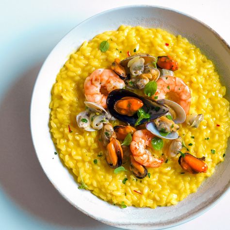 Saffron Seafood Risotto, Saffron Rissoto Recipes, Risotto Seafood, Fish Risotto, First Course Recipes, Gourmet Plating, Italian Food Menu, Seafood Store, Saffron Risotto