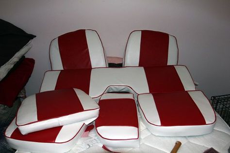 Making new boat seat cushions Page: 1 - iboats Boating Forums | 467948 Diy Boat Seats, Boat Cushions, Pontoon Boat Furniture, Boat Seat Covers, Pontoon Boat Accessories, Boat Upholstery, Runabout Boat, Boat Restoration, Build Your Own Boat