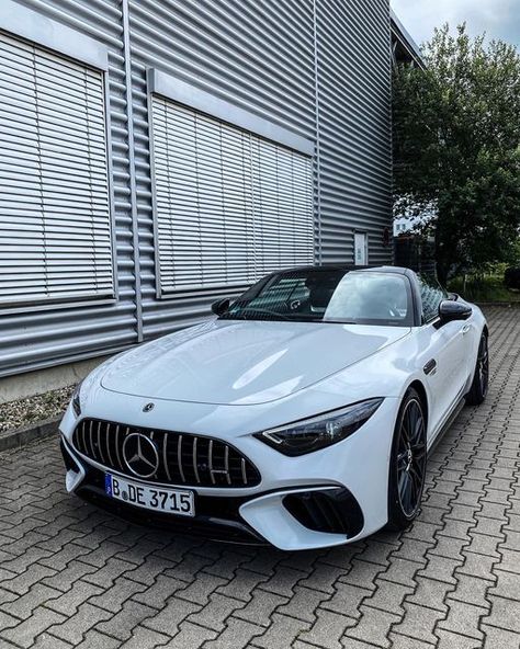 Mercedes Benz Sl 63 Amg, Mercedes Sl 63 Amg, Amg Sl 63, Mercedes Sl63 Amg, Mercedes Cars, Car Comfort, Mercedes Benz Maybach, Dream Cars Mercedes, Luxury Car Interior