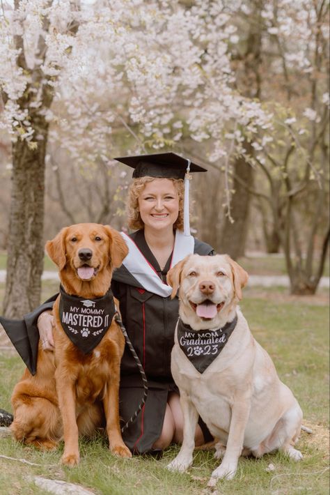 Dog And Owner Graduation Pictures, Graduation Pictures Dog, Graduation Poses With Dog, Graduation Picture With Dog, Veterinary Photoshoot, Veterinary Graduation Pictures, Vet Tech Graduation Pictures, College Graduation Pictures With Dog, Dog Graduation Pictures