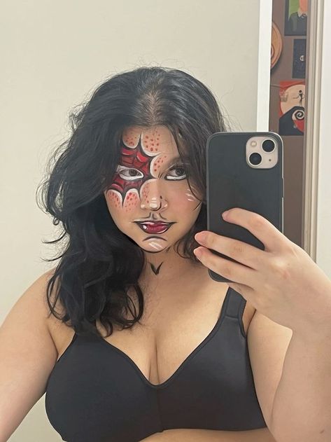 Spider Man Halloween Makeup, Spiderman Makeup Looks Simple, Spider Man Inspired Makeup, Spider Man Eye Makeup, Spiderman Makeup Woman, Face Painting Spiderman, Spiderman Halloween Makeup, Marvel Makeup Looks, Spiderman Inspired Makeup