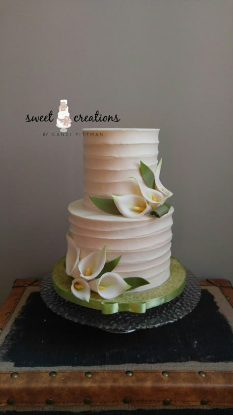 #sweetcreationsbycandi Calla Lily Cake Wedding, Wedding Cake Calla Lily, Jake 2024, Wedding Cake Fondant Flowers, Calla Lily Wedding Centerpiece, Calla Lily Wedding Cake, Calla Lily Cake, Teal Cake, Wedding Cake Designs Simple