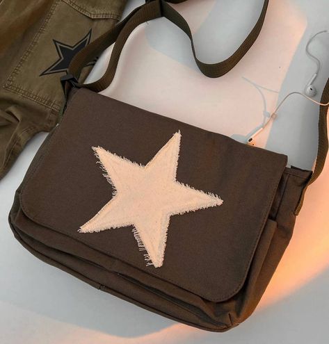 Star Bag Aesthetic, Star Things, Star Purse, Star Bag, Look At The Stars, Bags Aesthetic, Love Stars, Star Girl, Cute Bags