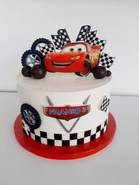 Mcqueen Cake Design, Race Car Cakes For Boys, Race Birthday Cake, Car Cake Design For Boys, Pastel Rayo Mcqueen, Disney Cars Birthday Cake, Cars Torte, Pastel Cars, Lighting Mcqueen Cake