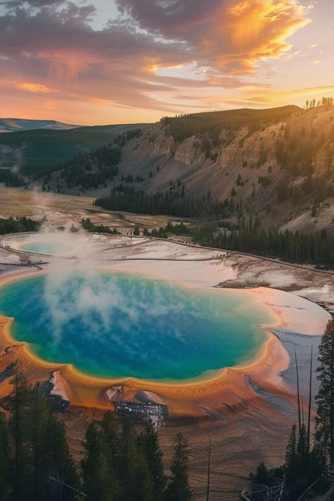 Discover the Wonders of Yellowstone National Park 🏞️✨ Explore the geothermal wonders and diverse wildlife of Yellowstone National Park. From geysers and hot springs to bison and bears, this park offers a unique natural experience. 🌿🐻 #Yellowstone #USATravel #NationalParks #NatureLovers Montana Yellowstone, Stone Park, Yellowstone Trip, Wyoming Travel, Visit Yellowstone, Best National Parks, Yellowstone Park, West Coast Road Trip, Camping Destinations