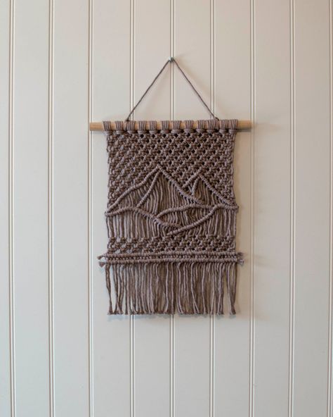 Mountain Macrame, Driftwood Macrame, Art Mountains, Macrame Knots Pattern, Macrame Wall Hanging Diy, Diy Plant Hanger, Bohemian Wall Decor, Bohemian Wall Art, Large Macrame Wall Hanging