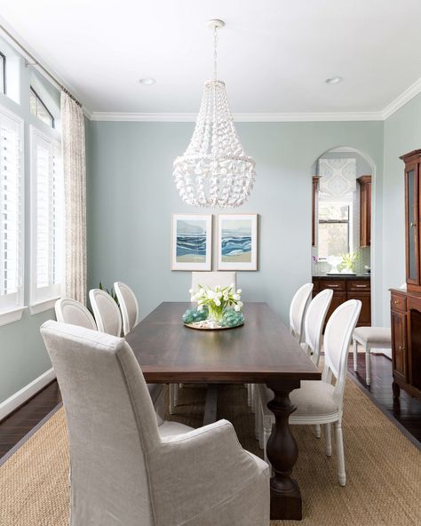 Coastal Dining Room Makeover - Carla Aston, Designer | Colleen Scott, Photographer #diningroomideas #coastalstyle Beachy Dining Room, Carla Aston, Beach Dining Room, Dark Wood Dining Table, Coastal Chandelier, Coastal Dining Room, Lighting Fixtures Kitchen Island, Coastal Dining, Dining Room Remodel