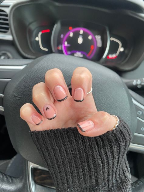 Acrylics With One Accent Nail, Black Tips With Heart, Short Gel Black French Tip, Black Tipped Acrylic Nails, Short Gel Nails Black French Tips, Black French Tips With Heart On Ring Finger, Black French Tip Nails With Accent Nail, Black Tip Nails With Heart, Mail Tips Designs