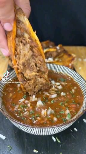 Beef Birria Recipe, Mini Torte, House Simple, Deli Food, Mexican Food Recipes Easy, Fair Food Recipes, Simple Flower, Taco Recipes, Mexican Food Recipes Authentic