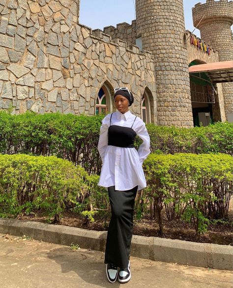 Christian Outfits Black Women, University Dress Outfits, Formal Modest Outfits, Outfit Ideas For University, Modest University Outfits, Church Modest Outfits, Formal Church Outfits, University Outfit Ideas, University Outfit Ideas Casual