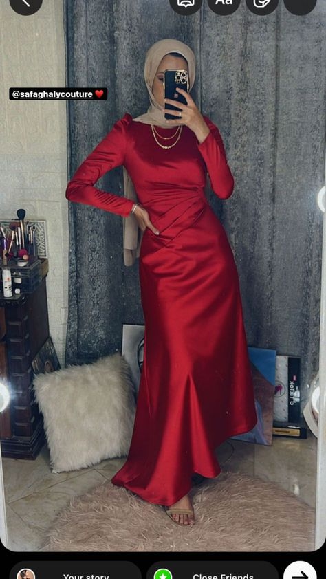 Red Dresses Classy Hijab, Red Silk Dress Long Sleeve, Red Satin Dress Hijab, Satin Dresses For Hijab, Red Dresses Hijab, Red Hijabi Dresses, Red Dress Hijab Soiree, Red Dress Hijab Outfit, Hijabi Red Dress