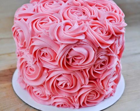 Beki Cook's Cake Blog: Rose-Covered Cake Tutorial Rectangle Cakes, Rose Cake Tutorial, Cake Tricks, Making Roses, Pastel Rectangular, Buttercream Icing Recipe, Rectangle Cake, Cakes To Make, Cake Liner