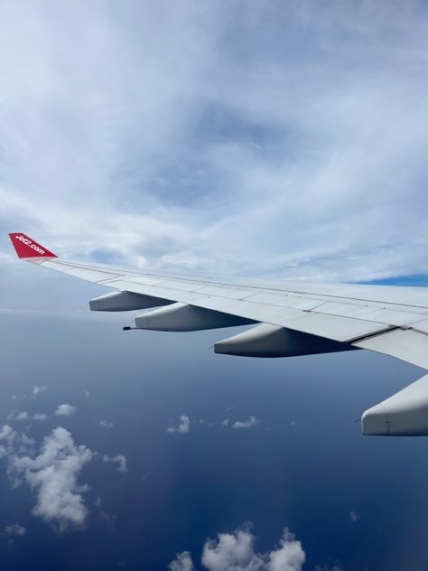 travel aesthetic plane aeroplane jet2 sky holiday Travel Aesthetic Plane, Aesthetic Plane, Airplane Wing, Travel Aesthetic, Airplane View, Holidays, Travel