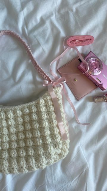 Crochet Bag Decoration, Crochet Ribbon Bag, Crochet Bow Bag, Crochet Popcorn, Beginner Knitting Blanket, Popcorn Bag, Ribbon Bag, Crochet Hat For Beginners, Bag Crochet Pattern