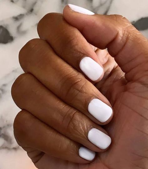 Best White Nail Polish, Croquette Nails, Essie Nail Polish Colors, Ombre Gel Nails, White Gel Nails, Emerald Nails, Valentines Nail, Manicure Colors, Travel With Family