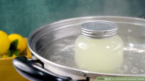 Lemon Juice Recipes, Canned Juice, Bitter Lemon, Canning Food Preservation, Canning Tips, Water Bath Canning, Raspberry Recipes, Homemade Oil, Mason Jar Meals