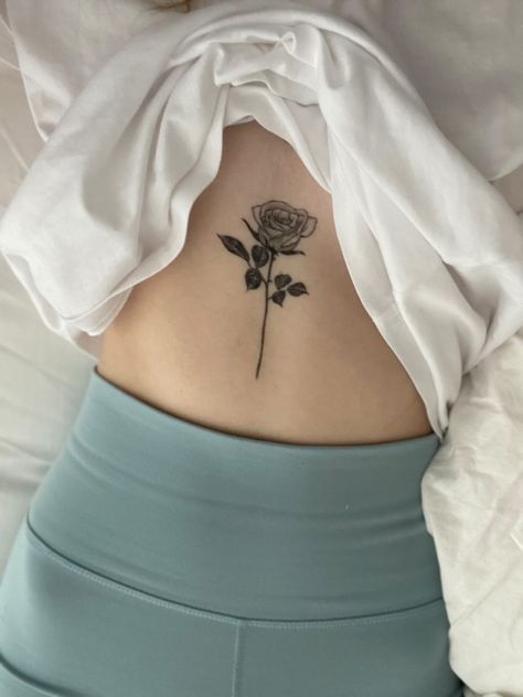 Black and white ink tattoo Rose Sternum Tattoo, White Ink Tattoo, Sternum Tattoo, Tattoo Inspo, Pretty Tattoos, White Ink, Ink Tattoo, Ear Piercings, Flower Tattoo