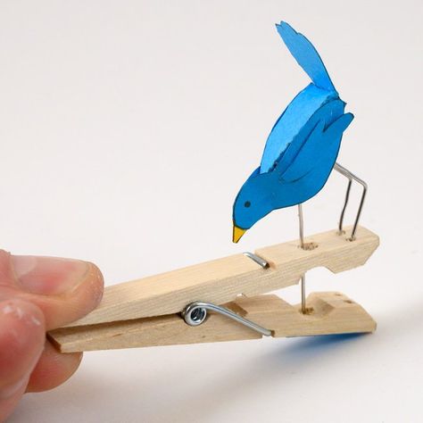 (11) ✄---Rob--Ives--- on Twitter: "Peg Bird. Junk Automata. Parts, template and instructions for construction now on the website. https://t.co/pw0rzzntYi #automata #mechanism #junkautomata #STEMeducation #maker https://t.co/zoWmHsGa1W" / Twitter Moving Toys, Junk Modelling, Kinetic Toys, Flying Butterfly, Toy Diy, Paper Engineering, Woodworking Toys, Furniture Plans Free, Finger Puppets