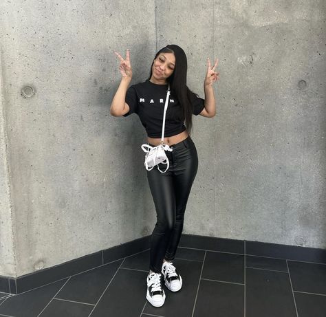 Mason Mihara Fits Black Women, Masion Mihara Outfits Black Women, Masion Mihara Outfits, Masion Mihara Shoes, Mihara Yasuhiro Shoes Outfit, Maison Mihara Yasuhiro Outfit, Maison Mihara Yasuhiro Shoes Outfit, Maison Mihara Yasuhiro Converse, Mihara Shoes