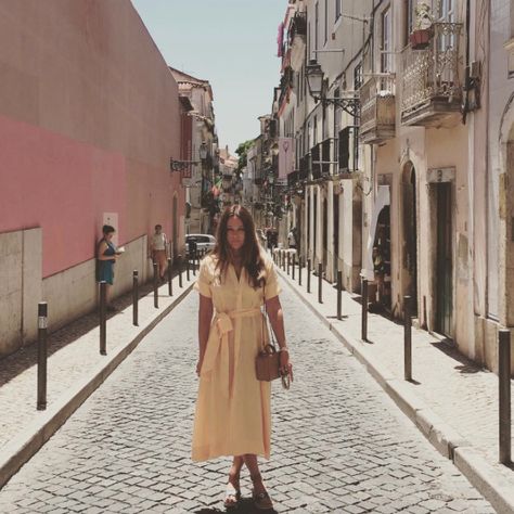 From Positano to Puglia: How to Travel Like the Ultimate Jetsetter Lisa Marie Fernandez. Summer Vacation Packing List, Summer Vacation Packing, Vacation Packing List, Packing List For Vacation, Lisa Marie Fernandez, Vacation Packing, Summer Girl, Ancient Greek Sandals, Lisbon Portugal